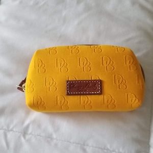 Dooney and Bourke coin case